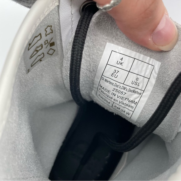 Dr. Martens Women’s 1460 Patent Leather Lace Up Boots White Lucido US 6 - Picture 10 of 10